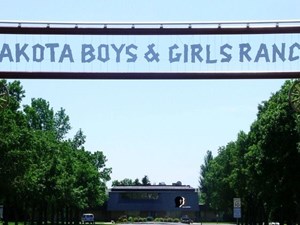BNSF Railway Foundation Awards $2,000 to Dakota Boys and Girls Ranch